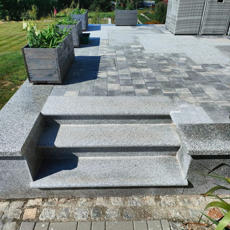 Schodek Granitowy Tiles płomieniowany G603 100x35x2 stopnica Bullnose 1 szt.