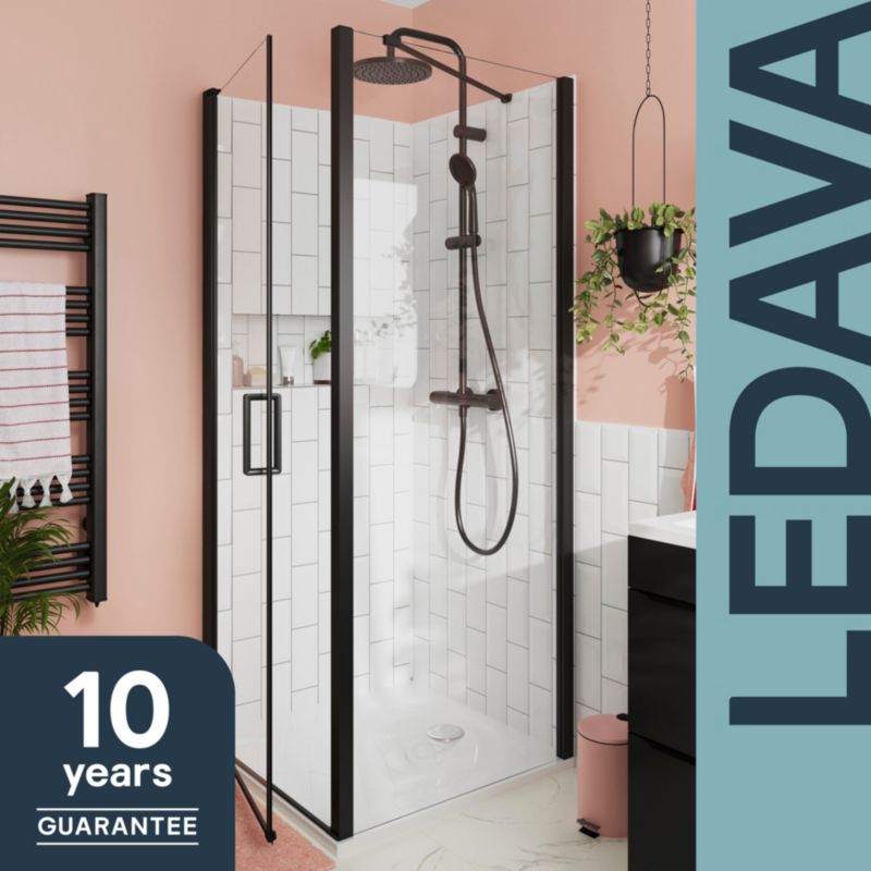 Ścianka prysznicowa GoodHome Ledava 80 cm czarna matowa / transparentna