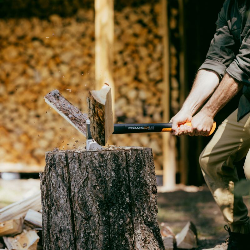 Siekiera rozłupująca Fiskars X24