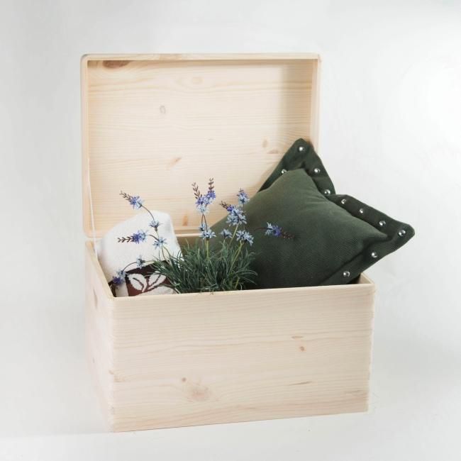 Skrzynia sosnowa z wiekiem 39,5 x 29,5 x 23 cm