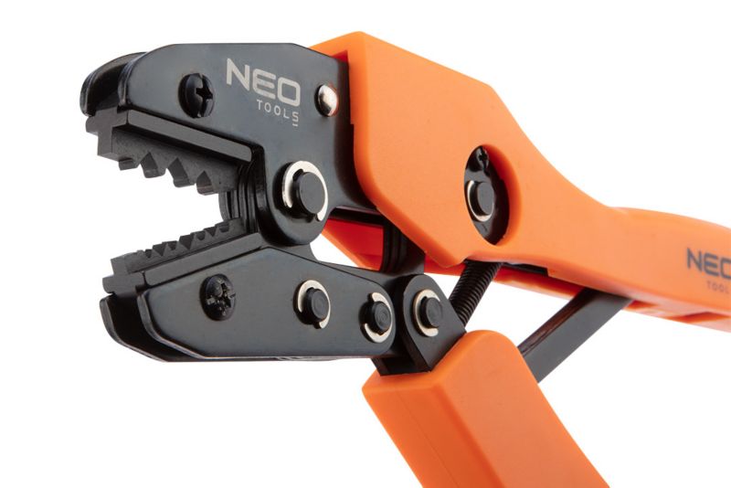 Szczypce NEO TOOLS do zaciskania konektorów fotowoltaicznych MC3 1 szt
