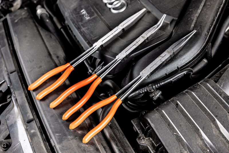Szczypce z podwójnym przegubem proste NEO TOOLS CRV 1 szt