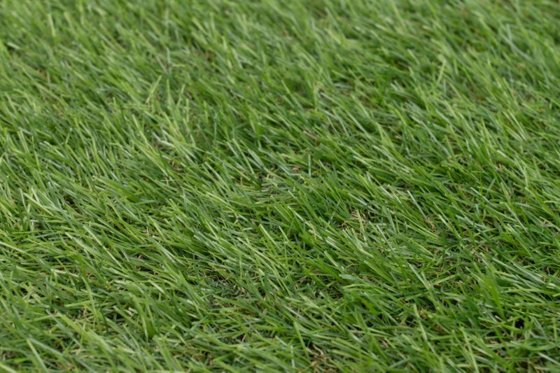 Sztuczna trawa Verde 30 mm 4 m