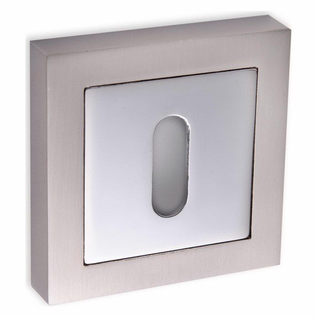 Szyld drzwiowy Kuchinox krótki kwadratowy na klucz satyna/chrom