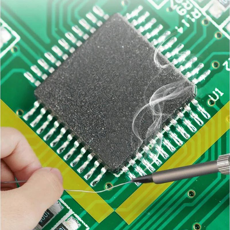 Taśma Kaptonowa 10mm 0, 05mm x 30m - Wysoka Odporność na Temperaturę do 240C, Silikonowy Klej, Ochrona Elektroniki, 1 szt.