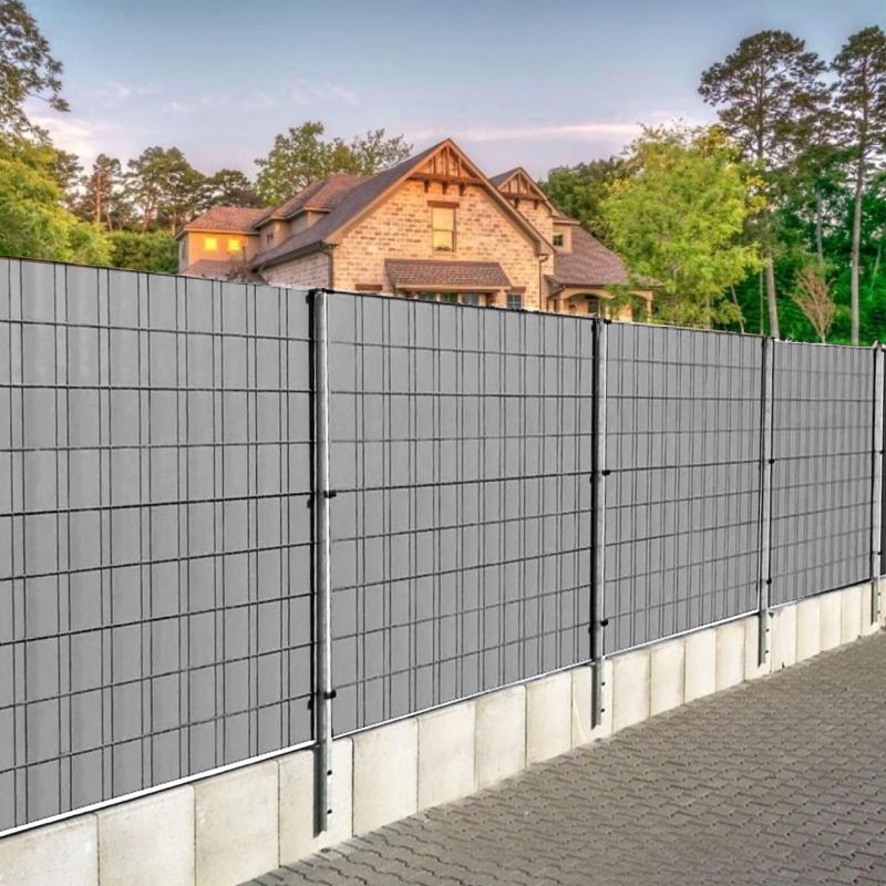 Taśma ogrodzeniowa Springos PVC 35m x 19 cm 450 g/m2 z klipsami mocującymi 20 szt. szary 1 kpl.