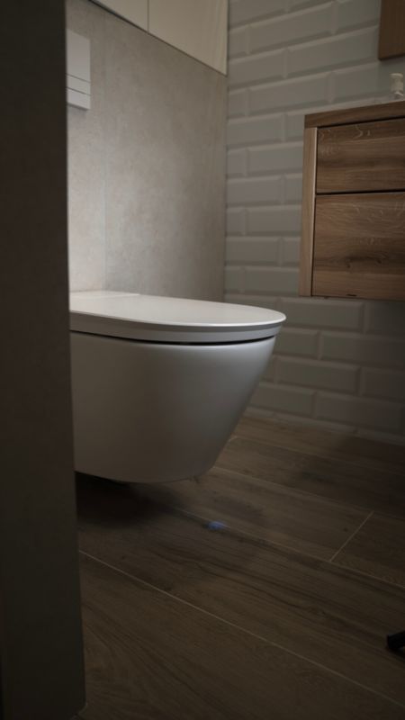 Toaleta myjąca CleanWave Breeze 700 1 szt.