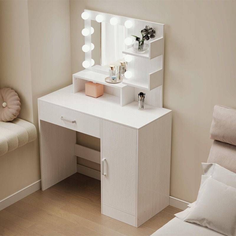 Toaletka kosmetyczna Rebiko makijażu wizażu z lustrem led nowoczesna glamour loft 1szt