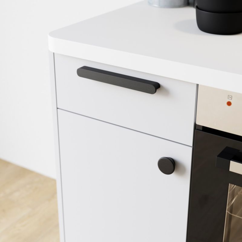 Uchwyt do mebli kuchennych GoodHome Serrano 220 mm czarne drewno