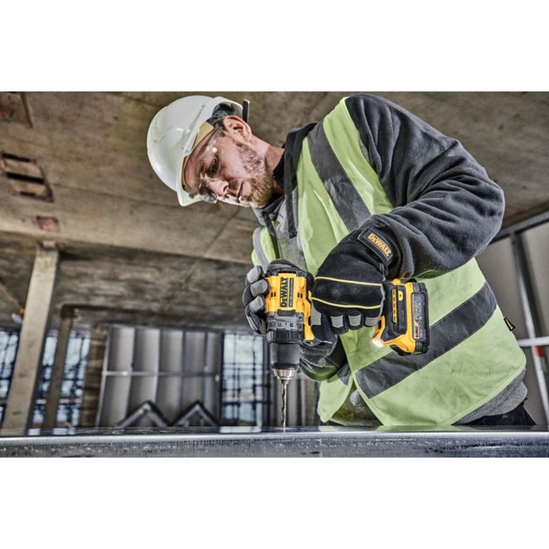 Wiertarko-wkrętarka DeWalt 18V XR 90 Nm bez akumulatora