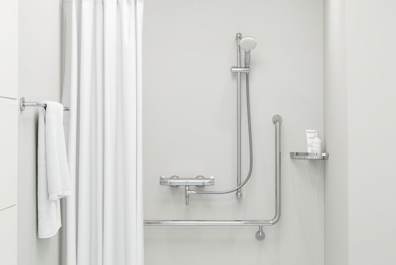 Wieszak na ręcznik Grohe Essentials chrom 50,4 cm montaż przykręcany 1 szt.