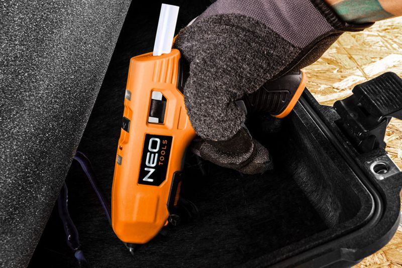 Wkłady klejowe NEO TOOLS 11 mm, białe, 12 szt 1 kpl