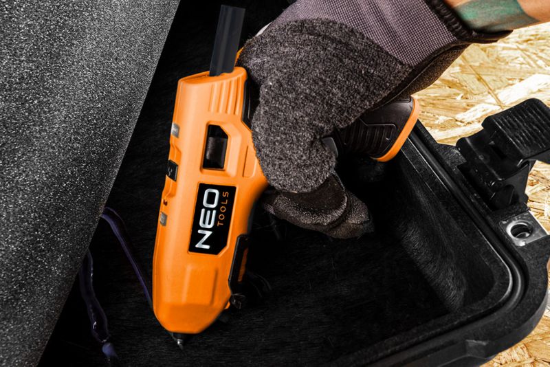 Wkłady klejowe NEO TOOLS 11 mm, czarne, 12 szt 1 kpl