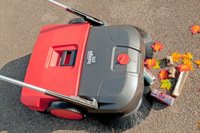 Zamiatarka Haaga Starmix 375 Plus Ręczna Prowadzona Urządzenie Sprzątające Z Systemem Turbo 75Cm 1szt