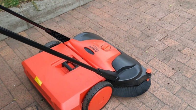 Zamiatarka Haaga Starmix 497 Ręczna Prowadzona Urządzenie Sprzątające Z Systemem Turbo 97Cm 1szt.