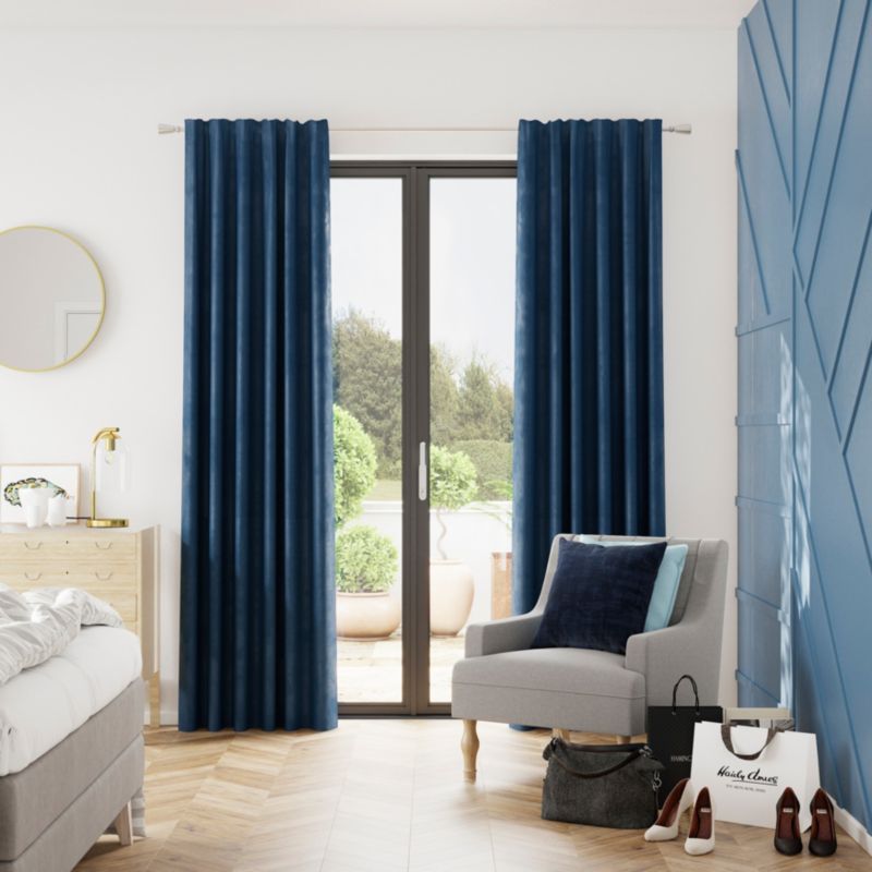 Zasłona zaciemniająca na taśmie GoodHome Cargill 140 x 300 cm granatowa