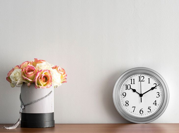 Zegar ścienny Deco4Home 22,5 x 22,5 cm srebrny 1 szt.