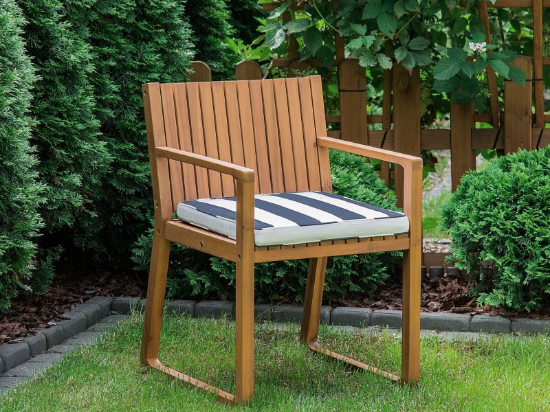 Zestaw 8 poduszek siedziskowych W paski Sassari 46 x 46 cm Granatowy 1 kpl