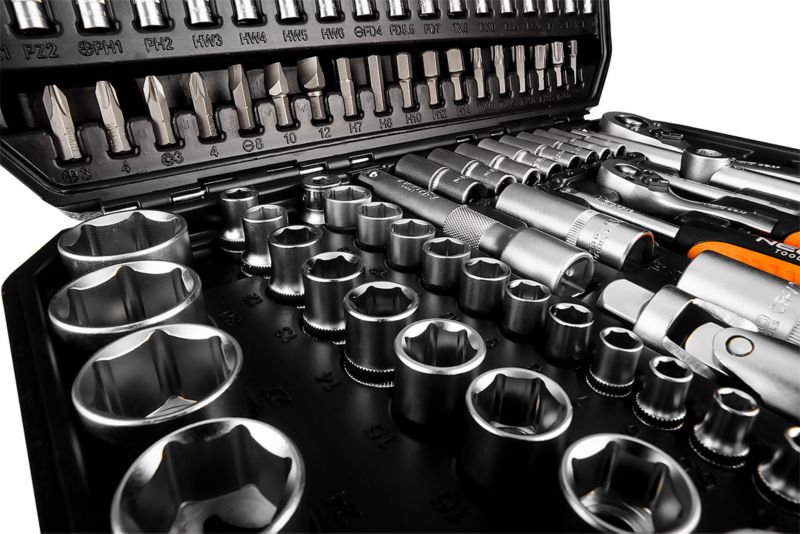 Zestaw kluczy nasadowych Neo Tools 1/2", 1/4" CrV 110 elementów 1 kpl.