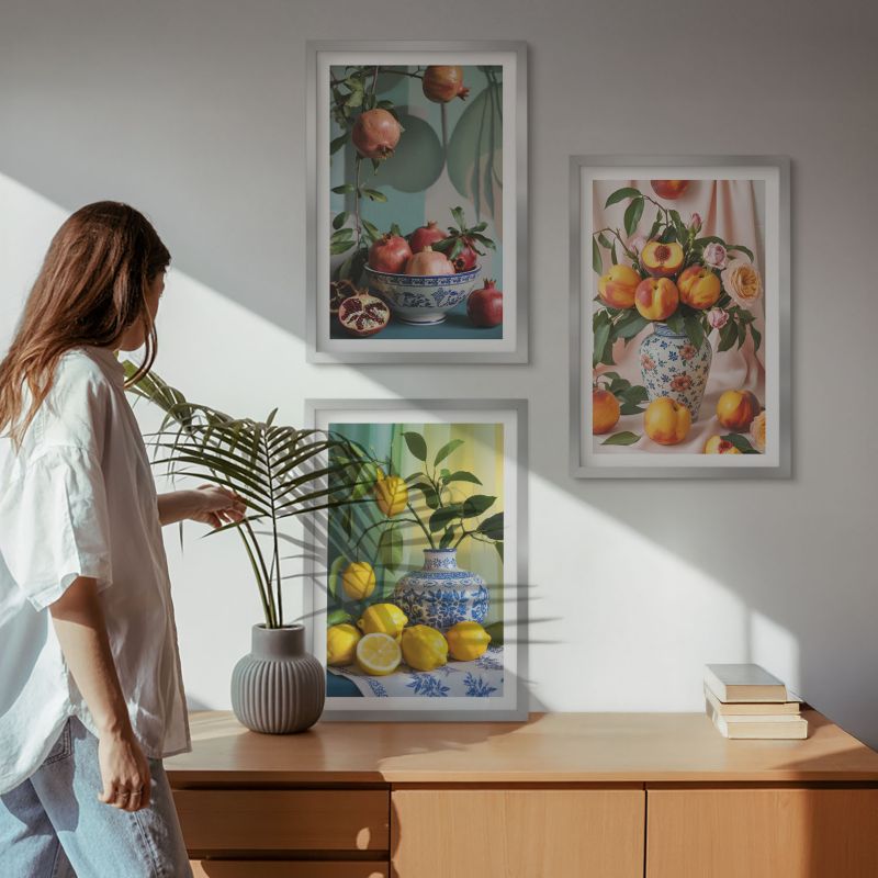 Zestaw Obrazów 3 Częściowy ArtPrintCave Srebrne Ramki 40x60 cm Dekoracja do Sypialni Owoce 1 kpl.