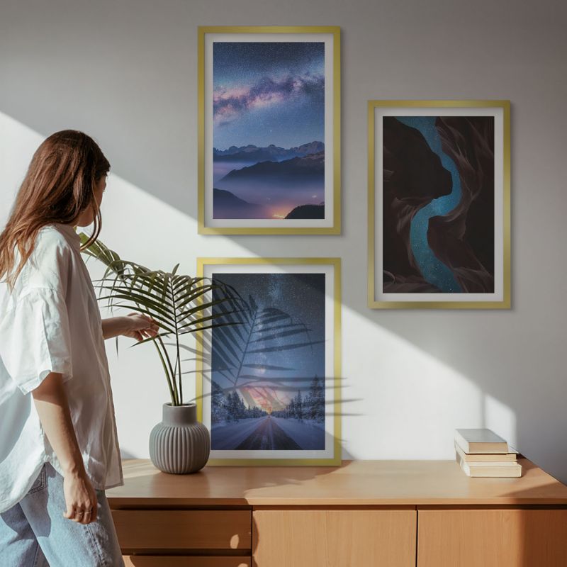 Zestaw Obrazów w Ramie Wallfluent Nocne niebo góry zimowy krajobraz Złota rama 40x60 cm 3 szt.