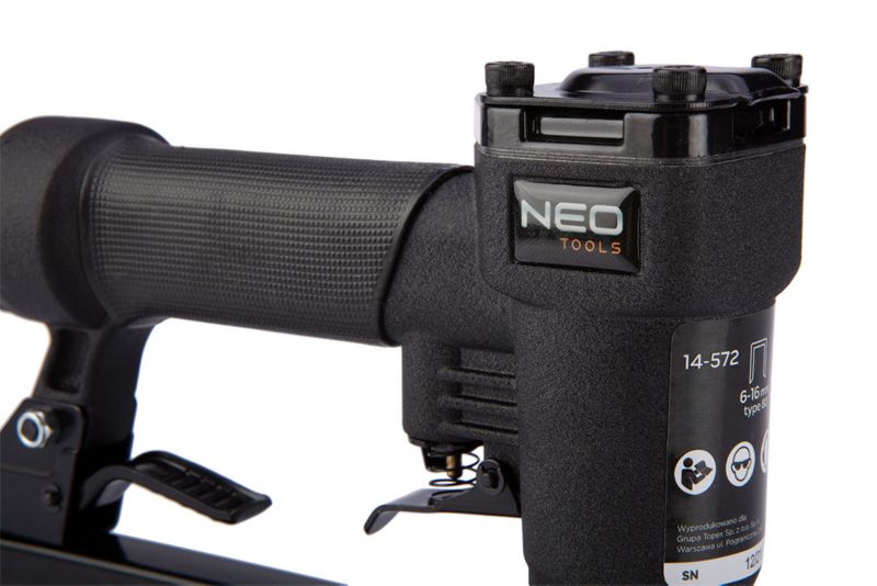 Zszywacz pneumatyczny NEO TOOLS 6-16 mm zszywki typ 80 1 szt